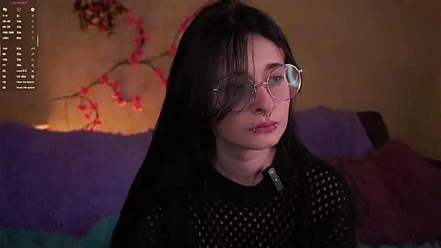 DarcyAspacio online show from 04/23/26, 11:09