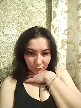 Mia24Blove online show from 04/01/26, 07:00