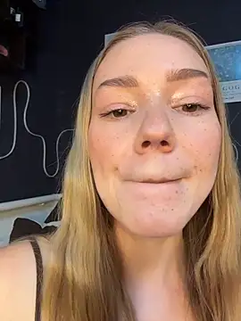 MilaMoone online show from 03/20/26, 10:53