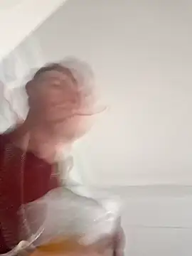 Snapshot of Bottz777 chatting on 10/11/25, 09:13 Bottz777 online show from 10/11/25, 09:13