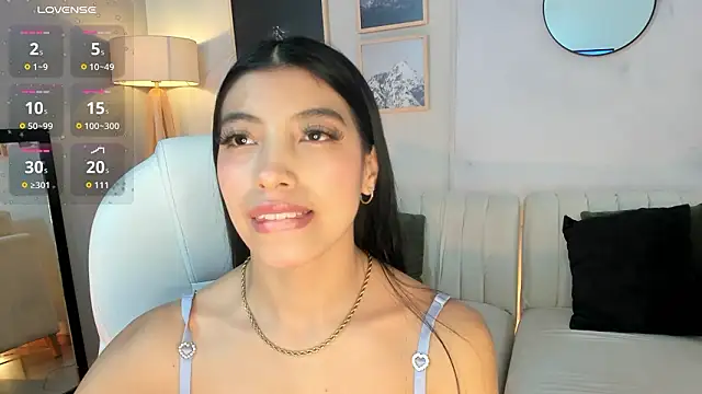 Tiffany Low online show from 02/26/26, 03:55