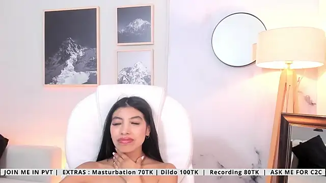 Tiffany Low online show from 04/15/26, 07:58