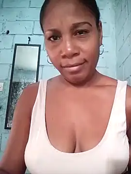 Snapshot of Ivanna_Sexually chatting on 03/20/26, 02:22 Ivanna Sexually online show from 03/20/26, 02:22