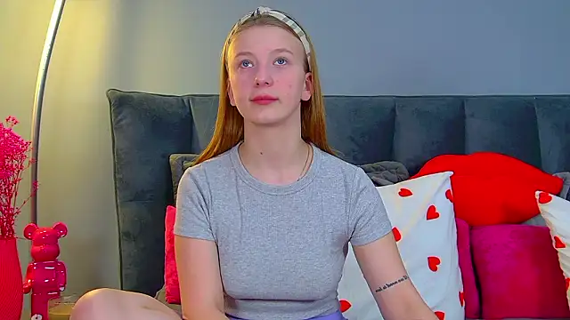 BeatriceBinoche online show from 03/11/26, 06:41