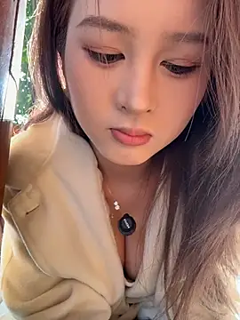 yuki june online show from 01/15/26, 08:19