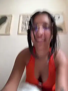 Valerygomez02 online show from 10/04/25, 03:43