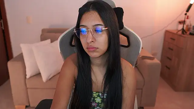 Valerygomez02 online show from 03/08/26, 01:48