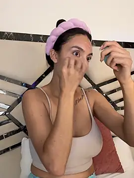 MiaKane99 online show from 04/08/26, 01:38