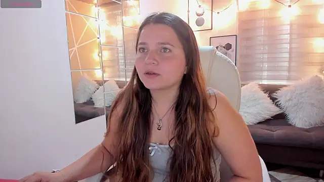 sophiee09  online show from 11/22/25, 02:49