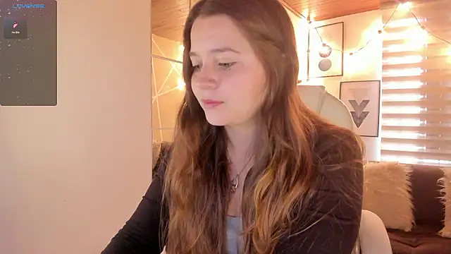 sophiee09  online show from 02/02/26, 01:54