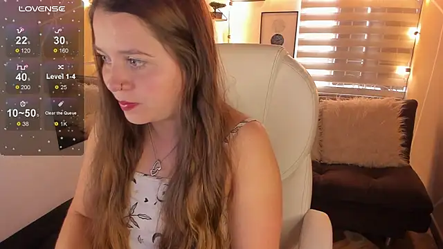 sophiee09  online show from 04/16/26, 01:45