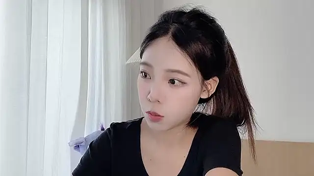 Meng 777 online show from 09/28/25, 08:52