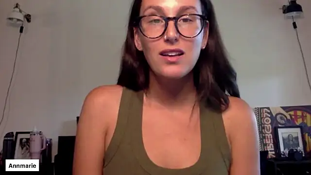 Snapshot of annmarieferrara chatting on 10/13/25, 06:08 annmarieferrara online show from 10/13/25, 06:08