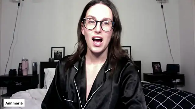 annmarieferrara online show from 02/13/26, 03:35