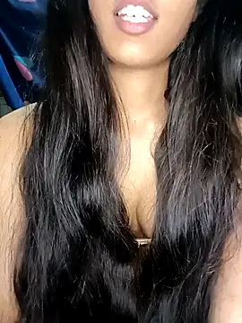 Snapshot of reetika6375 chatting on 11/01/25, 08:00 reetika6375 online show from 11/01/25, 08:00