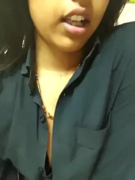 reetika6375 online show from 01/17/26, 08:56