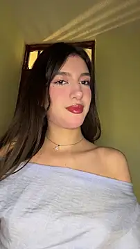 Emily-hottson online show from 02/05/26, 08:08