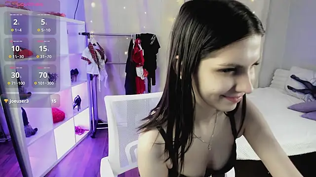 VikkyJane online show from 03/03/26, 06:08