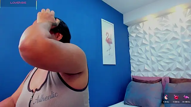 freya cole  online show from 11/10/25, 06:51