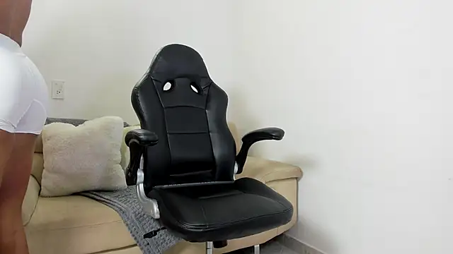 Biscuit oliva online show from 12/21/25, 06:48