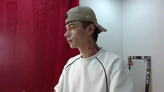 Snapshot of jaico_santos chatting on 05/20/26, 11:33 jaico santos online show from 05/20/26, 11:33