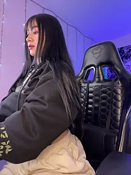 camila1 torres  online show from 02/05/26, 06:01