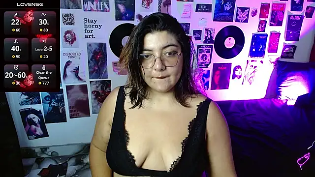 Roxy f w online show from 04/10/26, 11:59