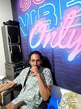 Mikaaa97 online show from 02/13/26, 06:15