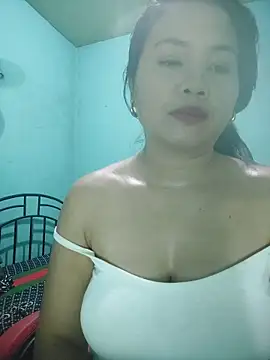 Snapshot of Alyxa_Star chatting on 11/08/25, 05:18 Alyxa Star online show from 11/08/25, 05:18