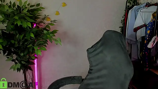 Mia R0ss online show from 02/12/26, 12:38