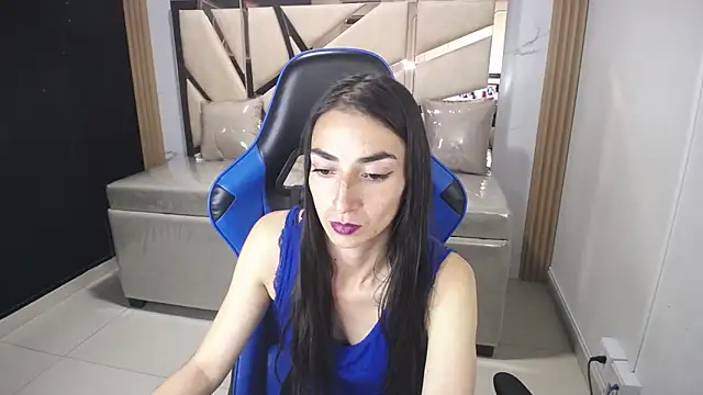 Maily a  online show from 11/13/25, 03:05