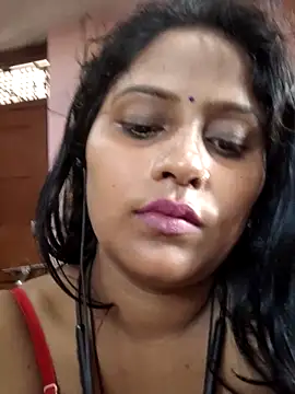 Jasmine Januja online show from 05/15/26, 11:45