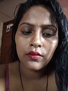 Jasmine Januja online show from 06/10/26, 02:01