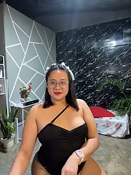 1aquaticangel69 online show from 10/31/25, 03:02