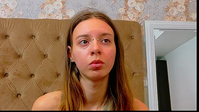 Snapshot of CoraVex chatting on 05/28/26, 03:59 CoraVex online show from 05/28/26, 03:59