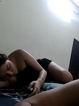 MaiHoang2k online show from 09/24/25, 07:28