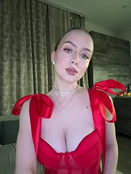 MissOyee online show from 02/14/26, 07:54