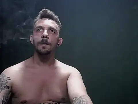 guesswhatbitch online show from 09/29/25, 09:41