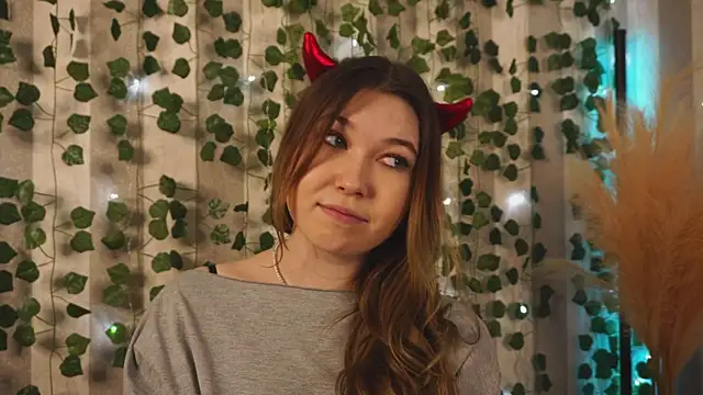 cheeky cherry juice online show from 11/01/25, 01:24