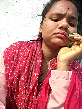 Hot Shredha online show from 11/30/25, 04:05