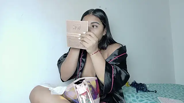 Natashaparker   online show from 03/26/26, 10:26