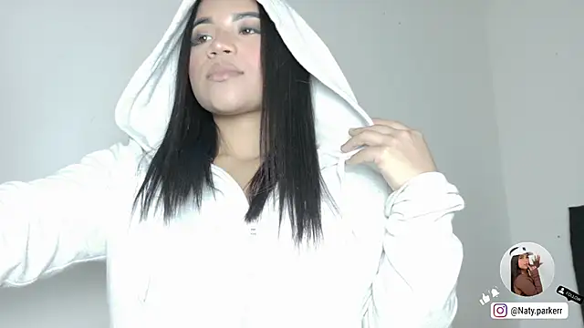 Snapshot of Natashaparker__ chatting on 06/07/26, 04:16 Natashaparker online show from 06/07/26, 04:16