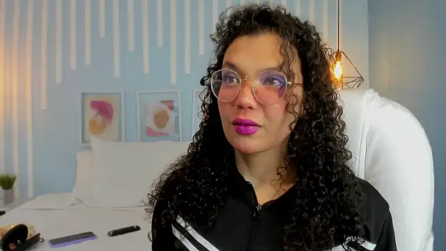 SweetStarr  online show from 10/02/25, 01:07