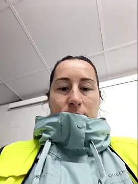 bichota85 online show from 03/19/26, 10:52