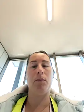 bichota85 online show from 04/10/26, 08:52