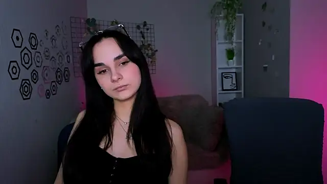 ariana ross7 online show from 04/21/26, 09:59