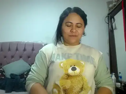 Snapshot of PamelaMartin chatting on 10/01/25, 02:56 PamelaMartin online show from 10/01/25, 02:56