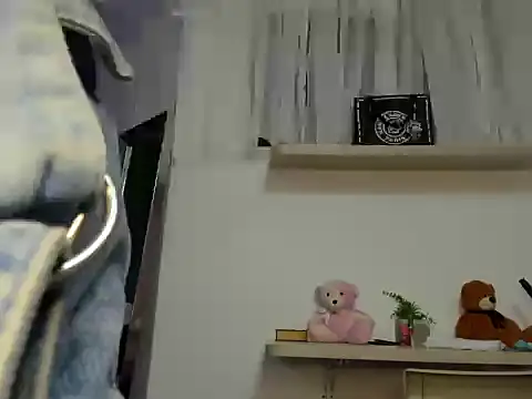 prettygirl691 online show from 09/27/25, 10:04