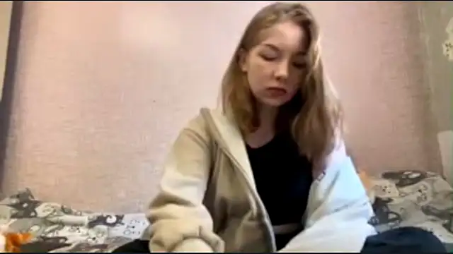 MilaCutieSmile online show from 09/19/25, 07:54