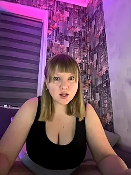 GretieLee online show from 09/29/25, 05:07